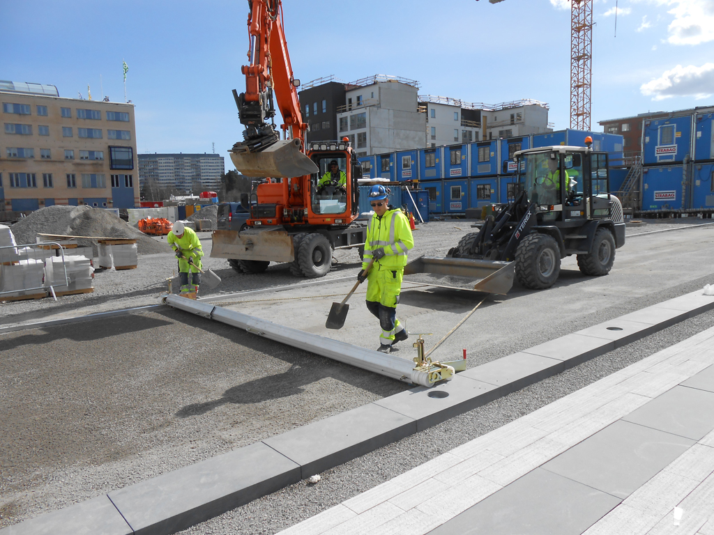 Svarvéns produkt – Teleskopisk avdragning TAS 450 / 600