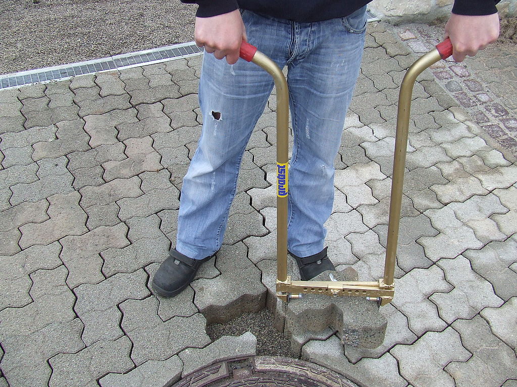 Svarvéns produkt – SAH Stenupptagare
